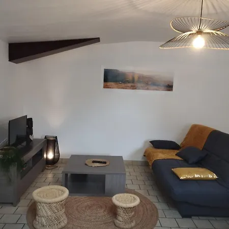 Apartment Pavatou